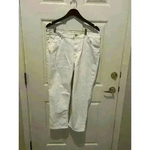 EV1 Denim - EV1 Jeans Maddy Straight Leg White Love Embroidered 360 Stretch Size 18